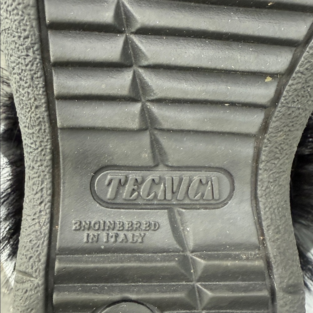 Tecnica Black Fur Apres Ski Snow Boots - Picture 5 of 5